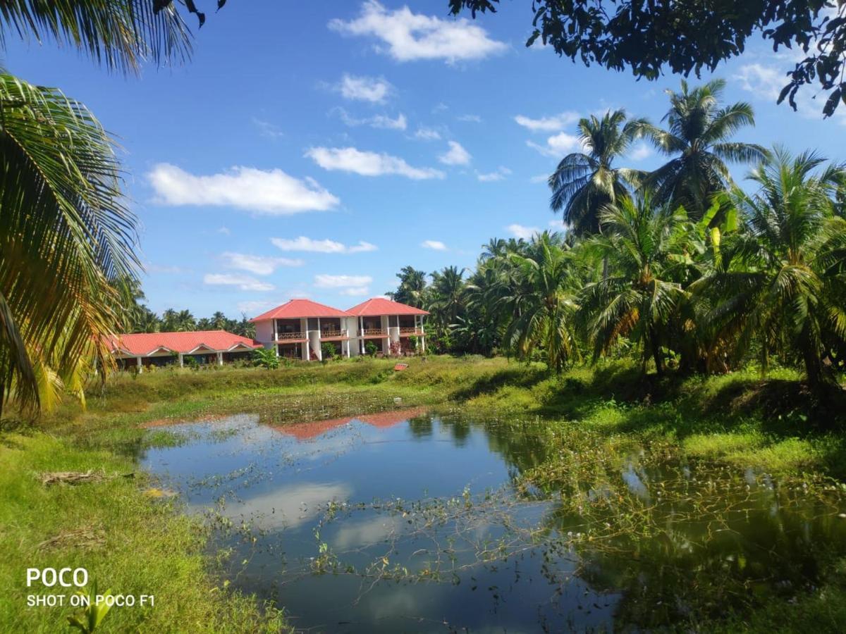 Hotel Exotica Squares Lakshmanpur Esterno foto